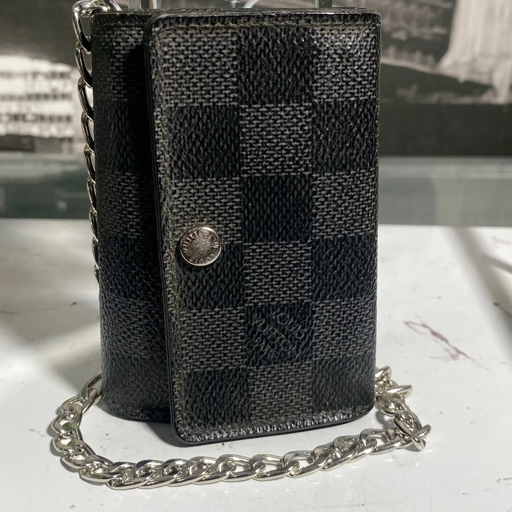 Authentic Louis Vuitton Black Damier Graphite Key Pouch